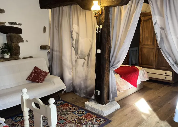 Potes Vinon - By Interhome * Tama